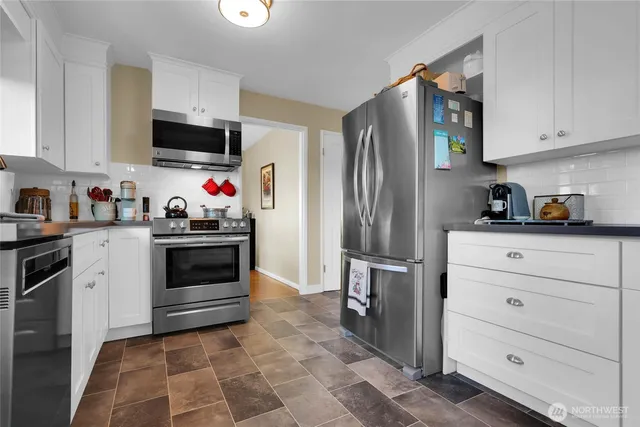 $1,100,000 | 19041 21st Avenue Northwest, Shoreline, WA 98177