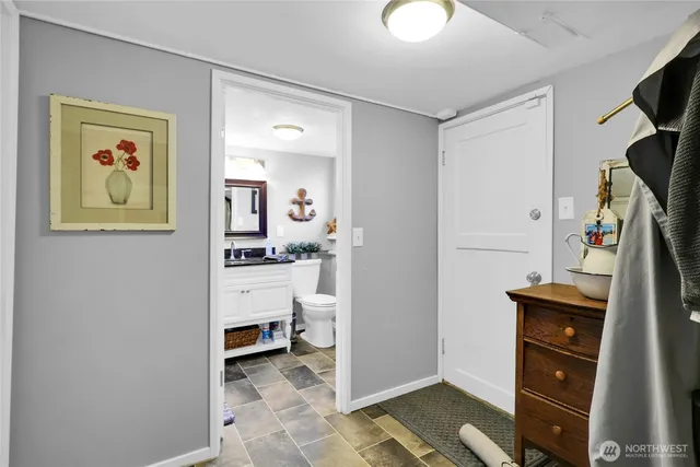 $1,100,000 | 19041 21st Avenue Northwest, Shoreline, WA 98177