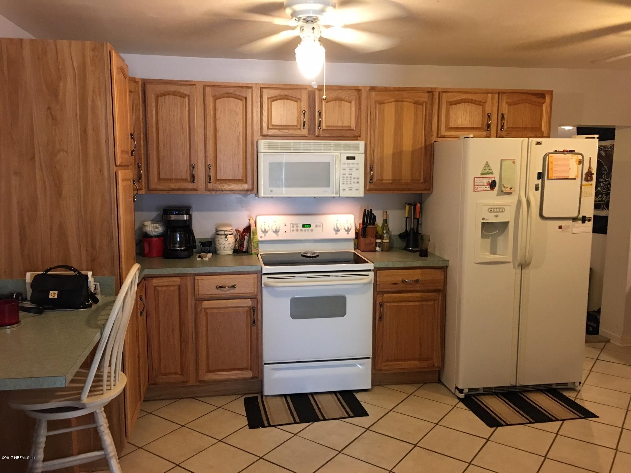 8166 Paschal Street Jacksonville, FL 32220 - Photo 13 of 39 Kitchen