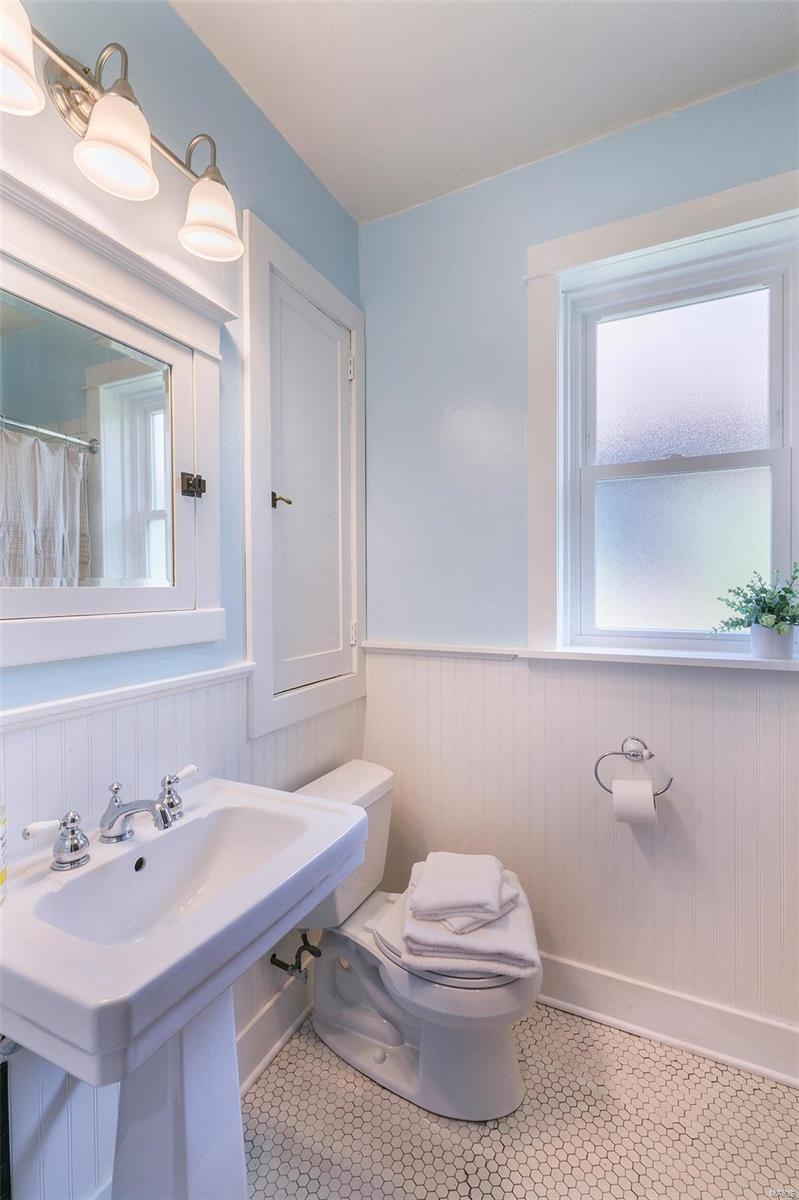 5421 Rhodes Avenue St. Louis, MO 63109 - Photo 18 of 29 Gallery Image 18