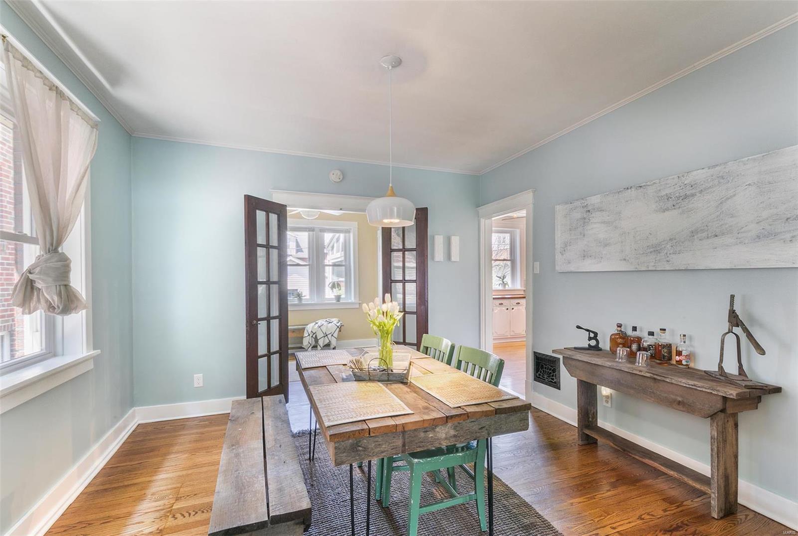 5421 Rhodes Avenue St. Louis, MO 63109 - Photo 6 of 29 Gallery Image 6