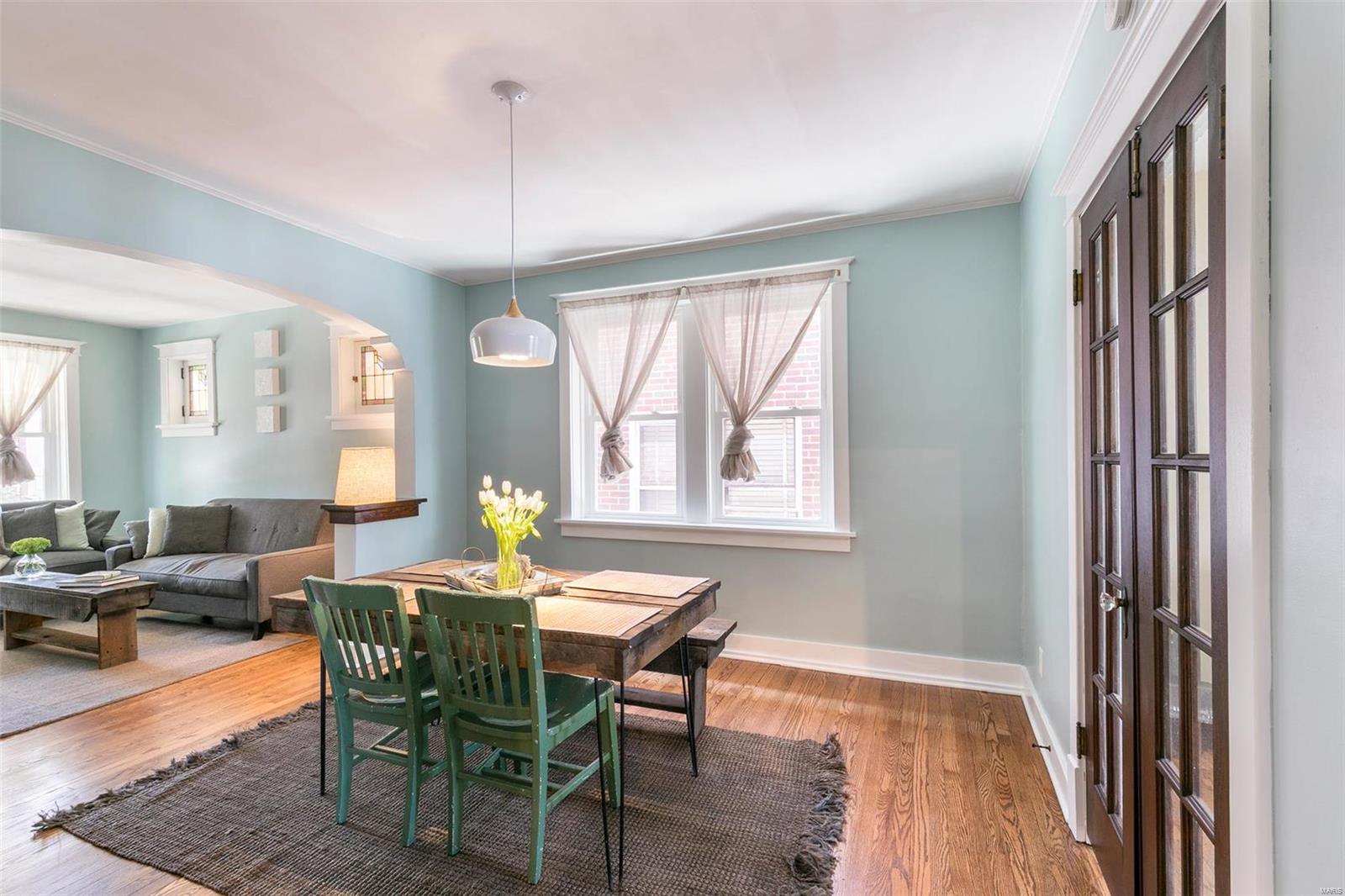 5421 Rhodes Avenue St. Louis, MO 63109 - Photo 7 of 29 Gallery Image 7