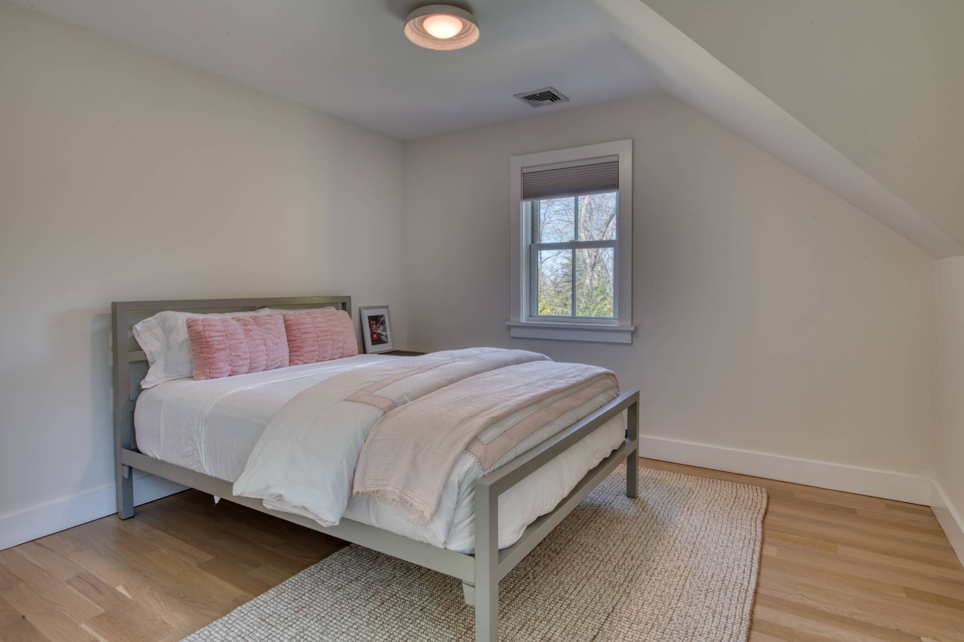 23 Forrest Street Sag Harbor, NY 11963 - Photo 10 of 16