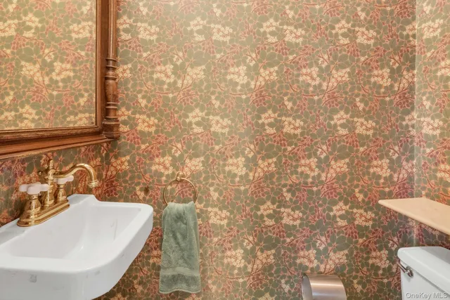 $1,229,000 | 733 Stuart Avenue, Mamaroneck, NY 10543