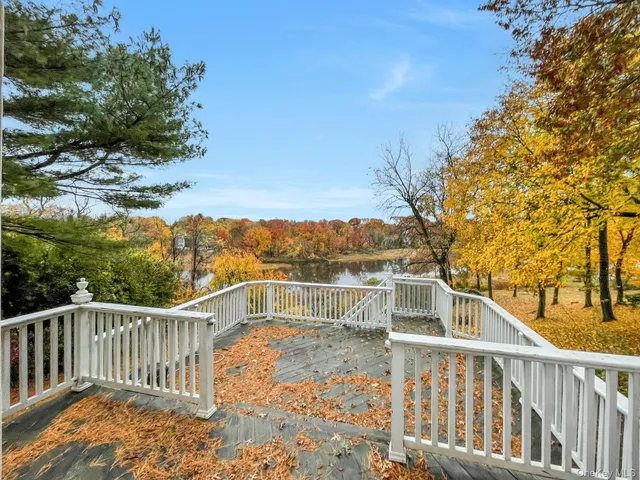 $1,229,000 | 733 Stuart Avenue, Mamaroneck, NY 10543