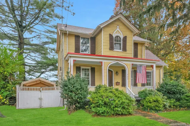 $1,229,000 | 733 Stuart Avenue, Mamaroneck, NY 10543