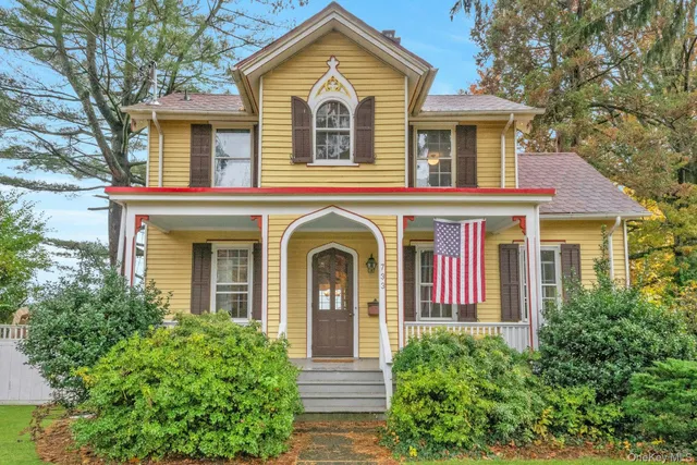 $1,229,000 | 733 Stuart Avenue, Mamaroneck, NY 10543