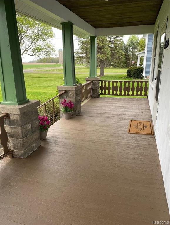 4030 Maple Road Frankenmuth, MI 48734 - Photo 2 of 30