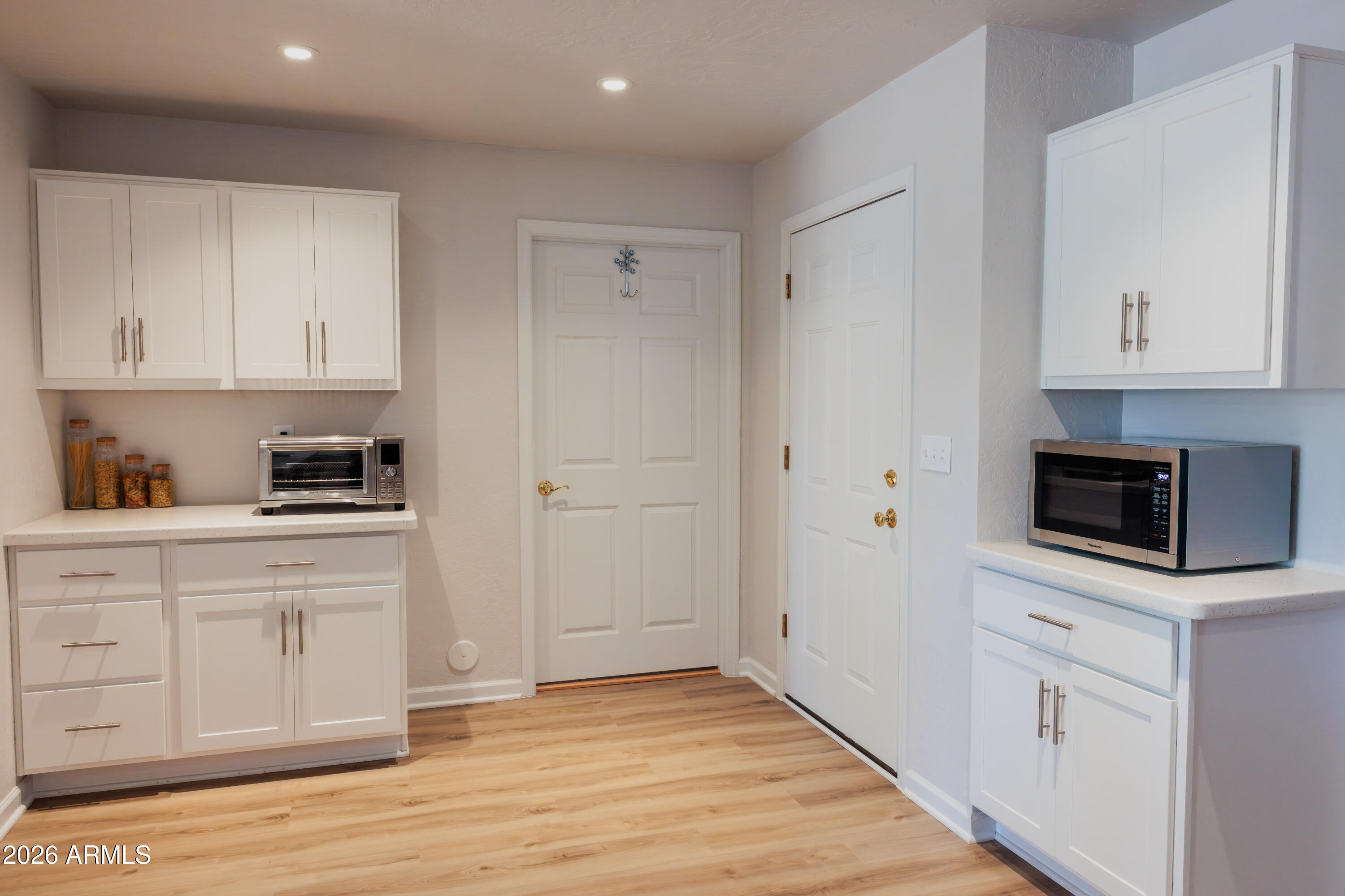 2526 East John Cabot Road Phoenix, AZ 85032 - Photo 8 of 25