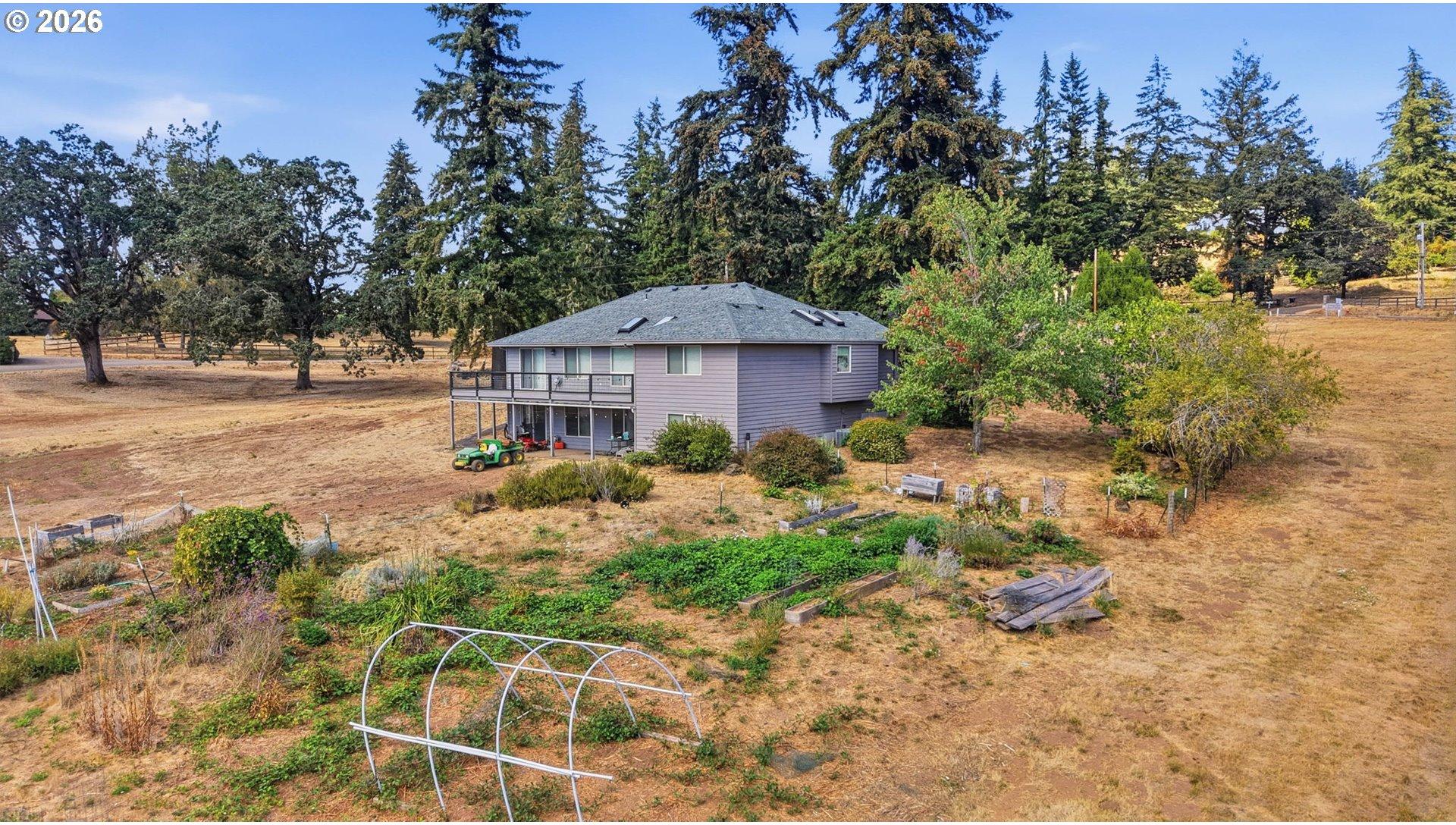 24601 Southwest Mountain Road West Linn, OR 97068 - Photo 20 of 38 Exterior