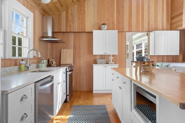 $2,495,000 | 16 Atlantic Avenue, Oak Bluffs, MA 02557