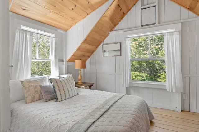 $2,495,000 | 16 Atlantic Avenue, Oak Bluffs, MA 02557