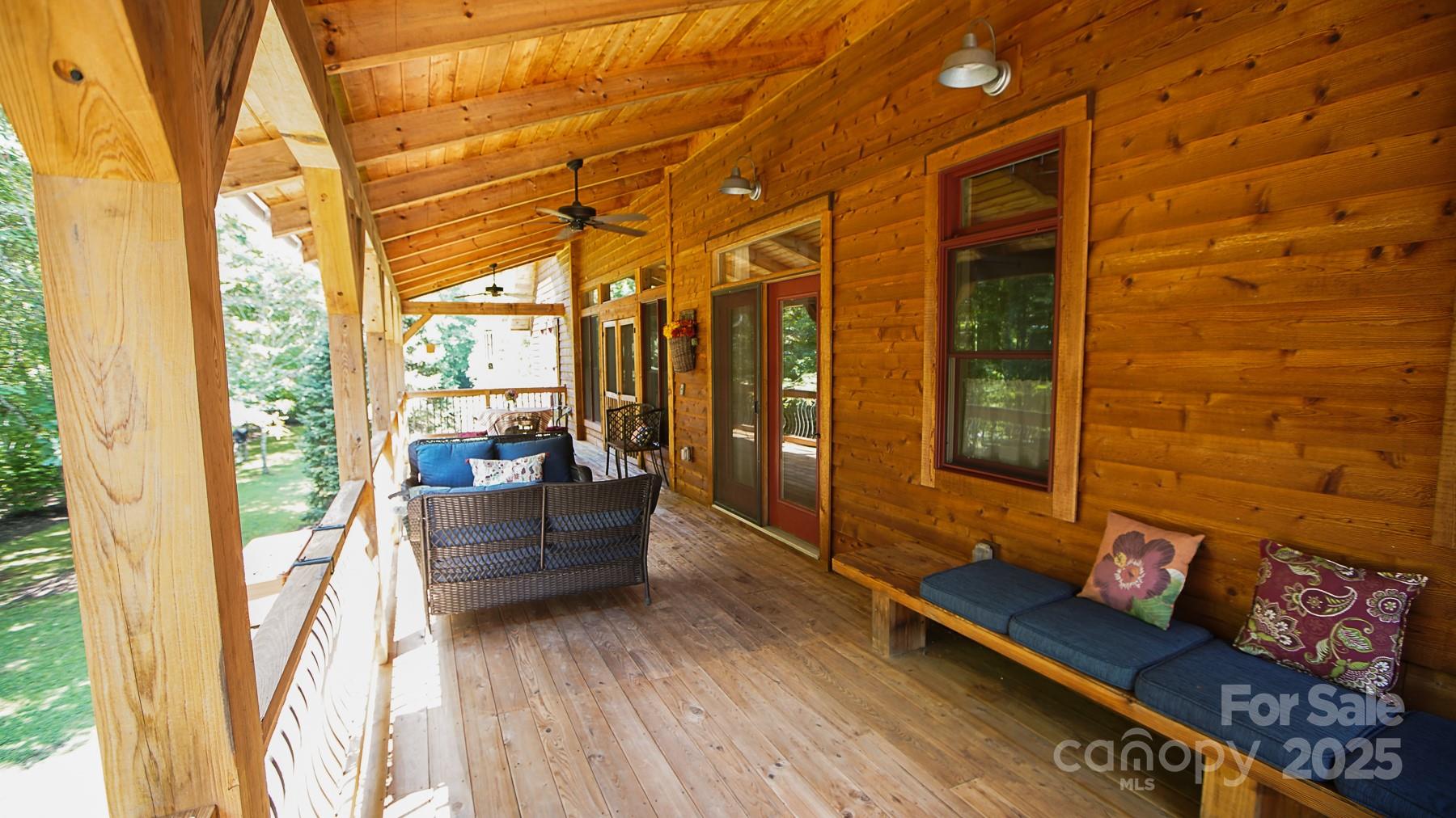 1048 South River Road Sylva, NC 28779 - Photo 5 of 42 a living room with couch