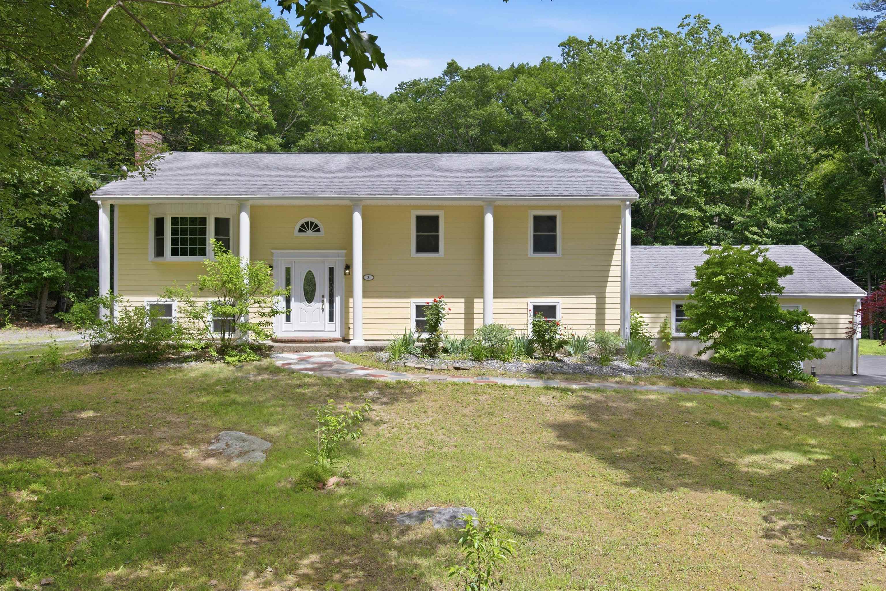 3 Ridgewood Drive Kingston, NH 03848 - Photo 1 of 59