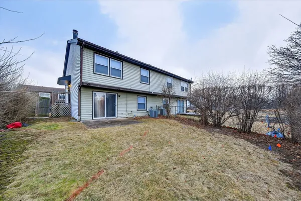 $264,900 | 364 Kirkwood Circle, Bolingbrook, IL 60440