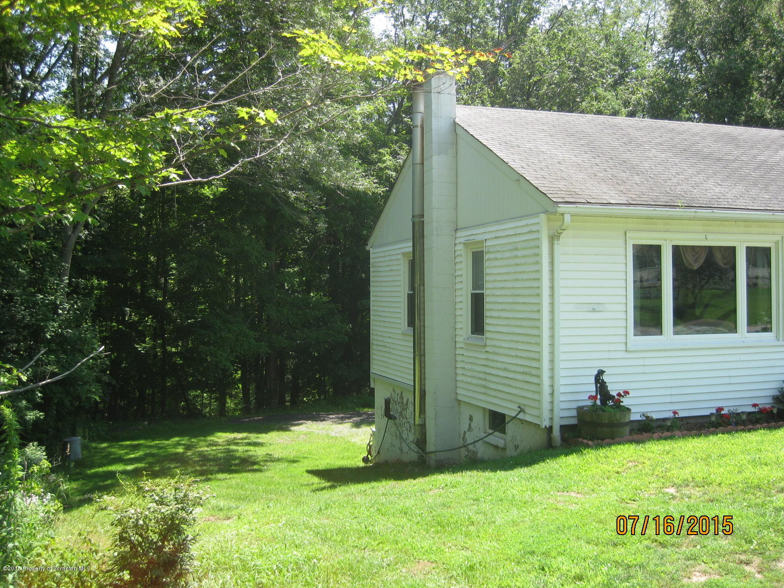 1241 Winola Road Clarks Summit, PA 18411 - Photo 6 of 21 Gallery Image 6