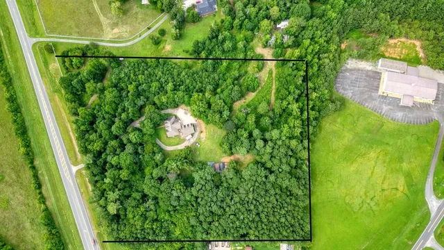 $850,000 | 2840 Joe Frank Harris Parkway Northwest, Cartersville, GA 30121