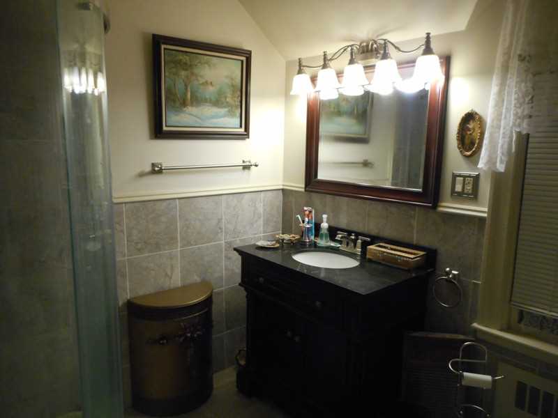 36 Torrey Road Cumberland, RI 02864 - Photo 21 of 22 Bathroom.