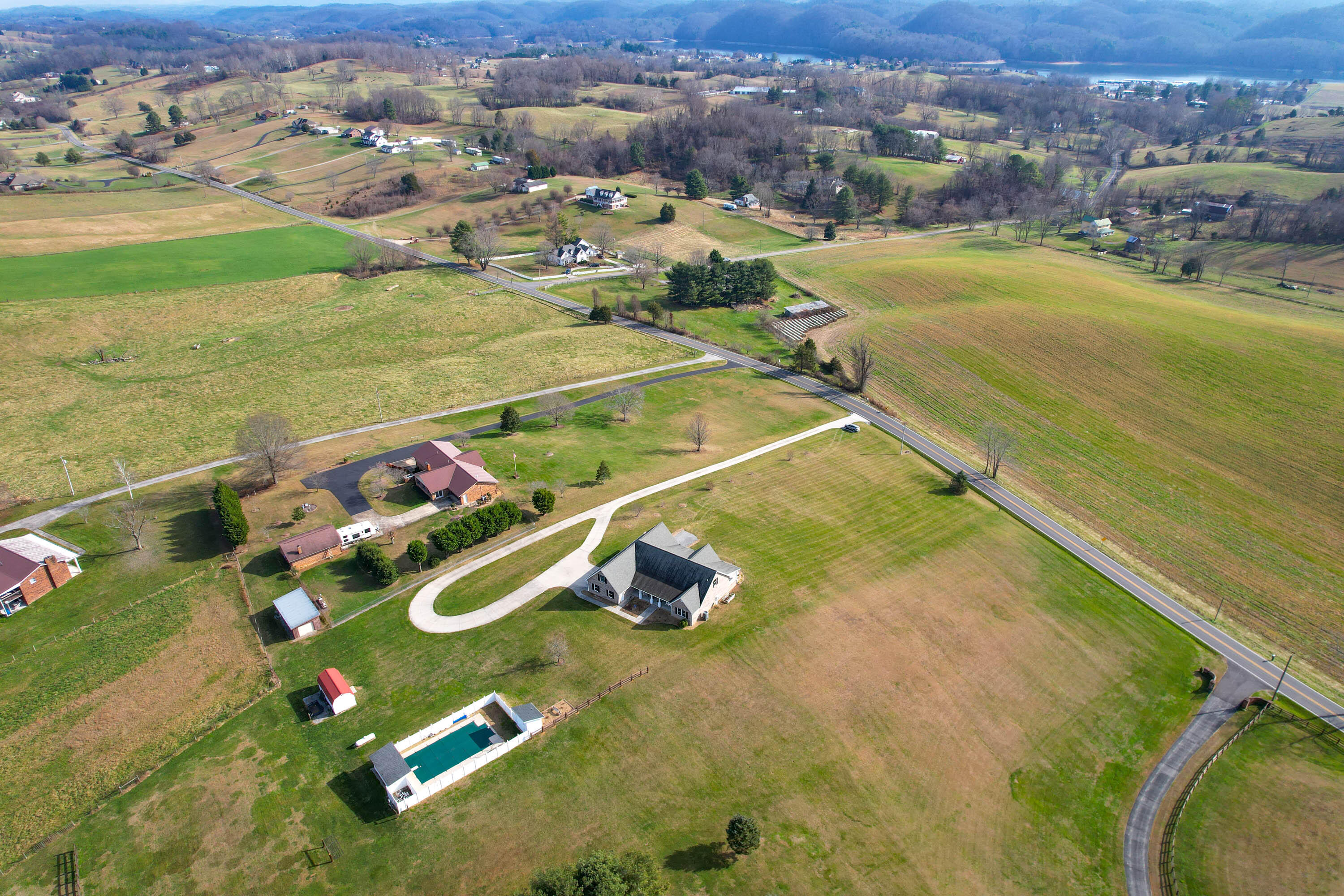 23184 Green Spring Road Abingdon, VA 24211 - Photo 44 of 47 082-Drone-8