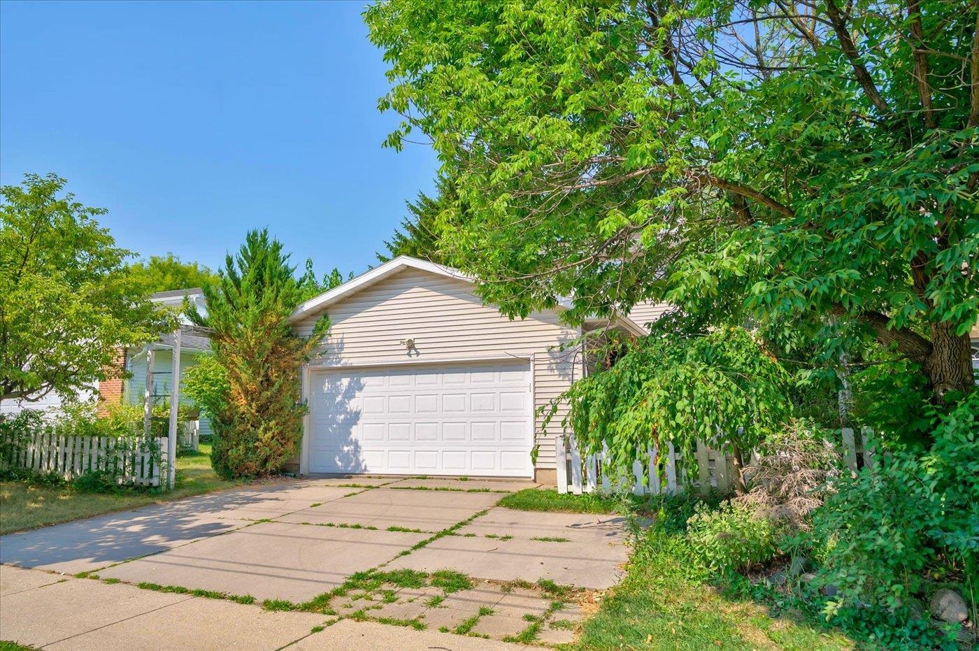 722-724 North Gammon Road Madison, WI 53717 - Photo 7 of 52 Gallery Image 7