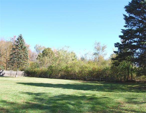112 Hartwell Road Bedford, MA 01730 - Photo 18 of 20 Gallery Image 18