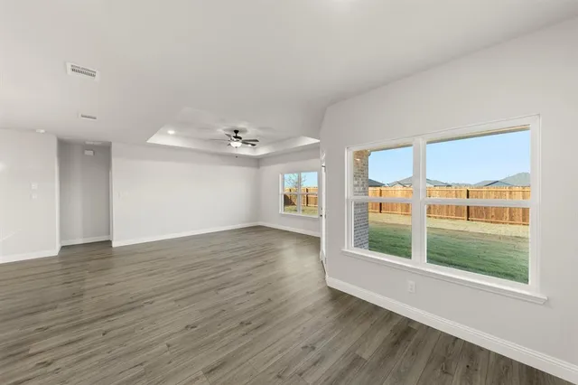 $345,990 | 218 Briarwood Drive, Nevada, TX 75173