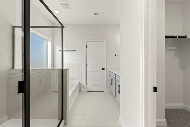 $345,990 | 218 Briarwood Drive, Nevada, TX 75173