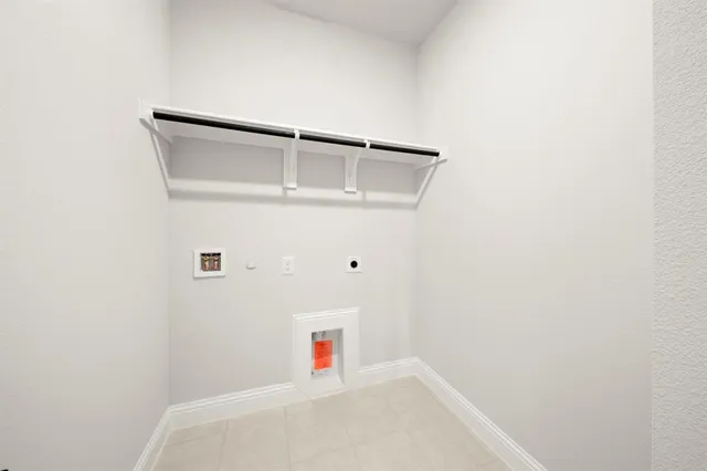 $345,990 | 218 Briarwood Drive, Nevada, TX 75173