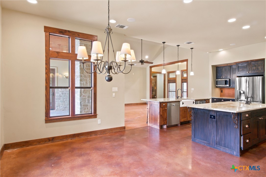 3121 Summit Ridge San Marcos, TX 78666 - Photo 14 of 44