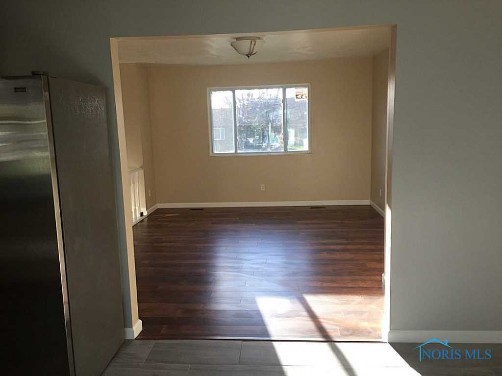 28784 Starlight Road Perrysburg, OH 43551 - Photo 5 of 14 Gallery Image 5