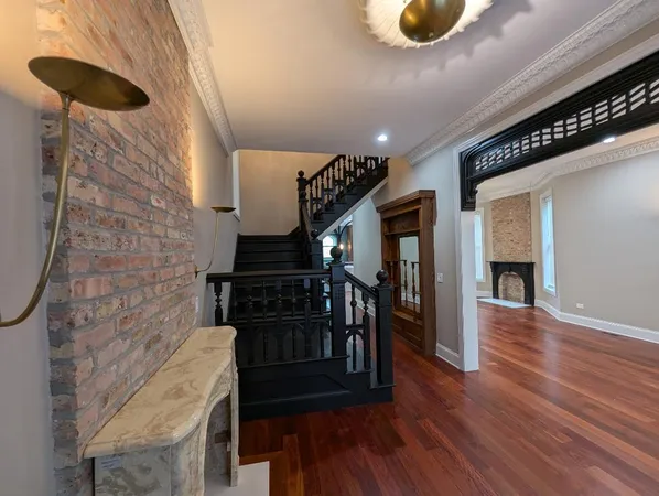$2,285,000 | 2150 West Monroe Street, Chicago, IL 60612