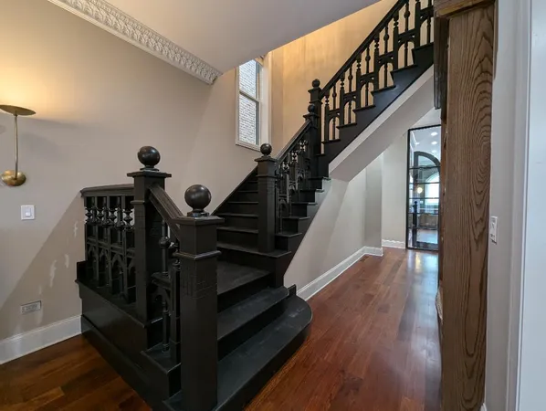 $2,285,000 | 2150 West Monroe Street, Chicago, IL 60612