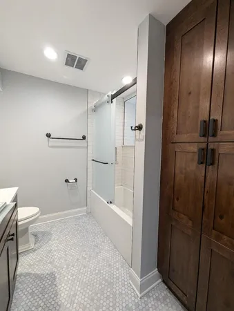 $2,285,000 | 2150 West Monroe Street, Chicago, IL 60612