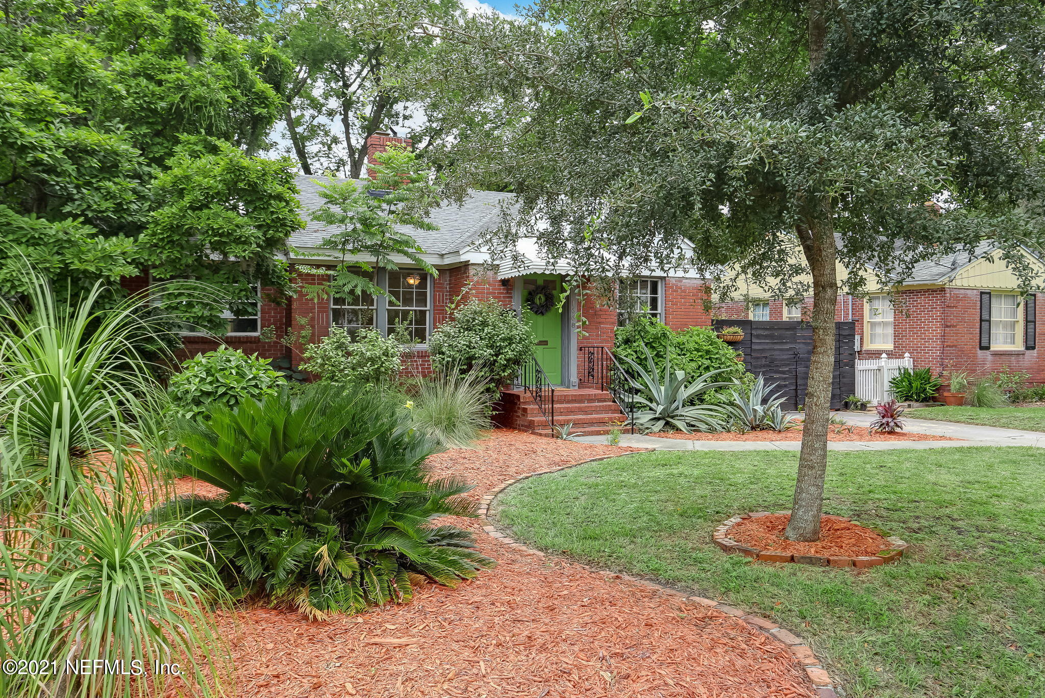 1668 Charon Road Jacksonville, FL 32205 - Photo 4 of 71 3-web-or-mls-Charon Rd-7