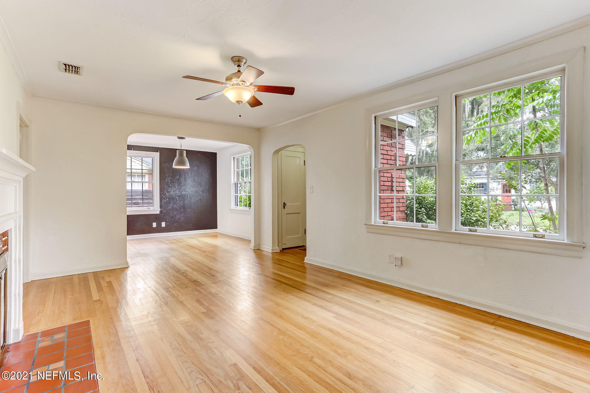 1668 Charon Road Jacksonville, FL 32205 - Photo 8 of 71 11-web-or-mls-Charon Rd-15