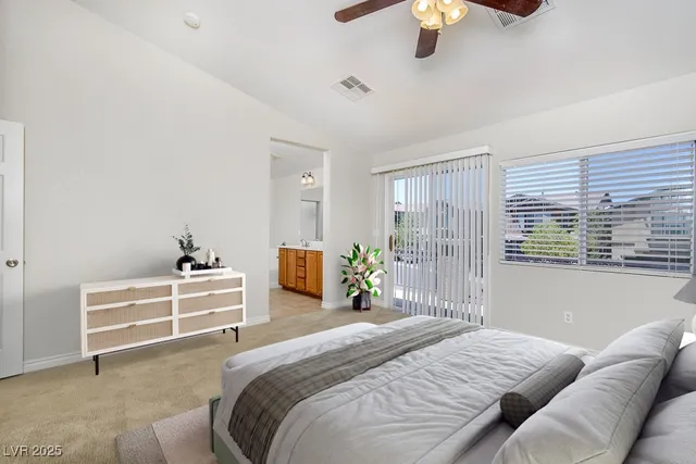 $2,190 | 10548 Laurelwood Lake Avenue, Las Vegas, NV 89166