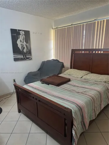 $275,000 | 1975 West 44th Place, Unit 505, Hialeah, FL 33012