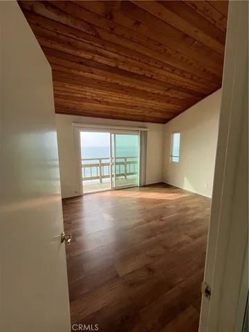 a view of empty room