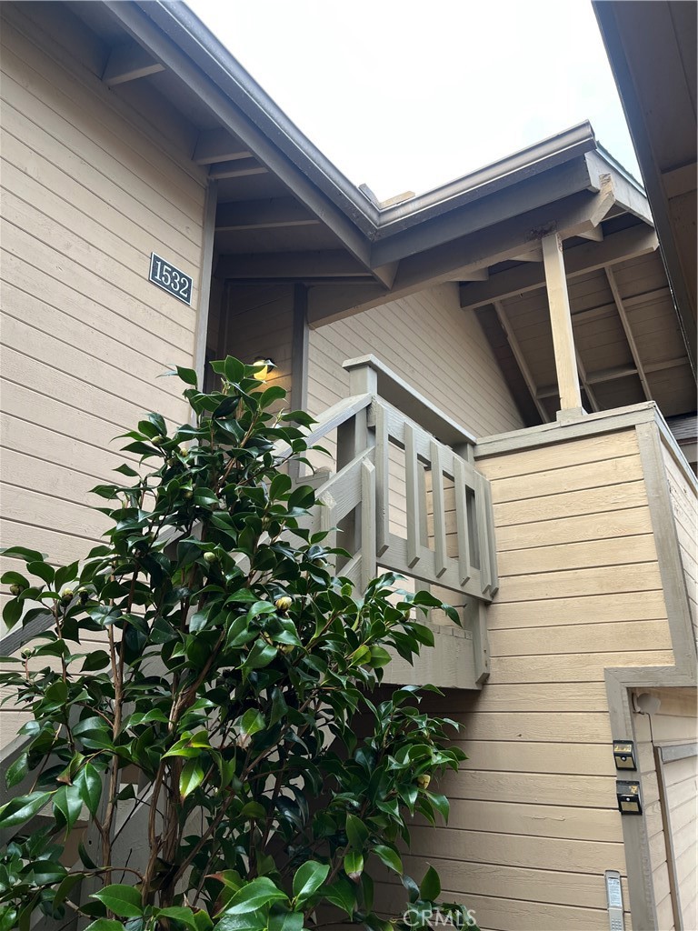 1532 Neptune Avenue Encinitas, CA 92024 - Photo 10 of 36 a front view of a house with plants