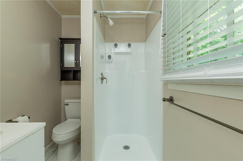 389 Chaney Road Asheboro, NC 27205 - Photo 29 of 37 Gallery Image 29