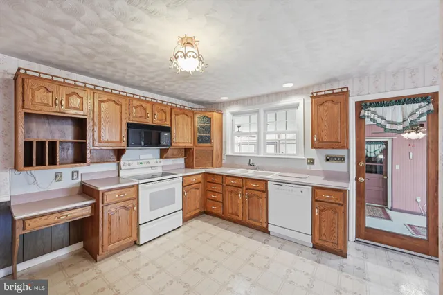 $389,900 | 535 South 6th Street, Denver, PA 17517