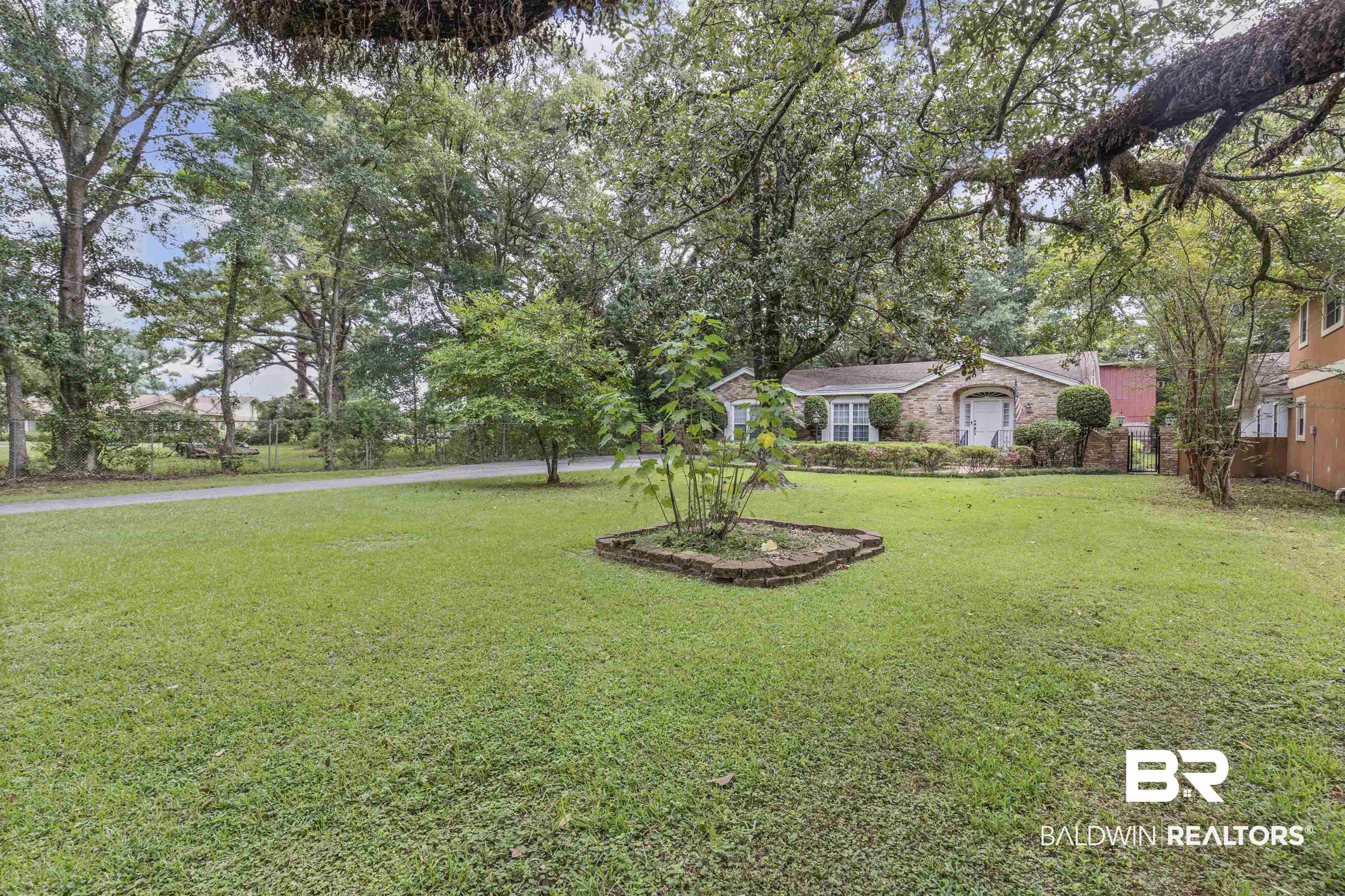 755 Sue Lane Mobile, AL 36693 - Photo 23 of 29
