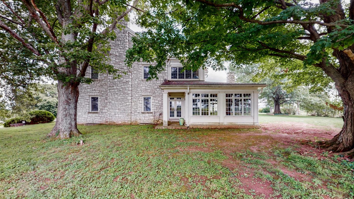 2150 North Middletown Road Paris, KY 40361 - Photo 15 of 81 Photo 15