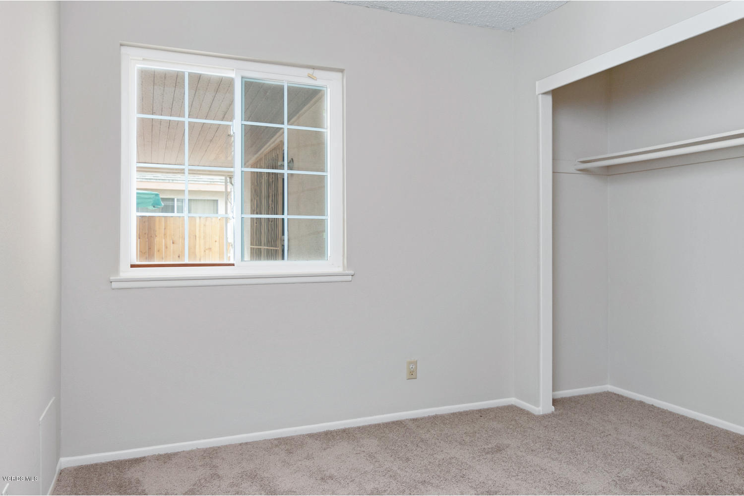 4900 Justin Way Oxnard, CA 93033 - Photo 12 of 19 4900 Justin Way-011-3-Bedroom-MLS_Size