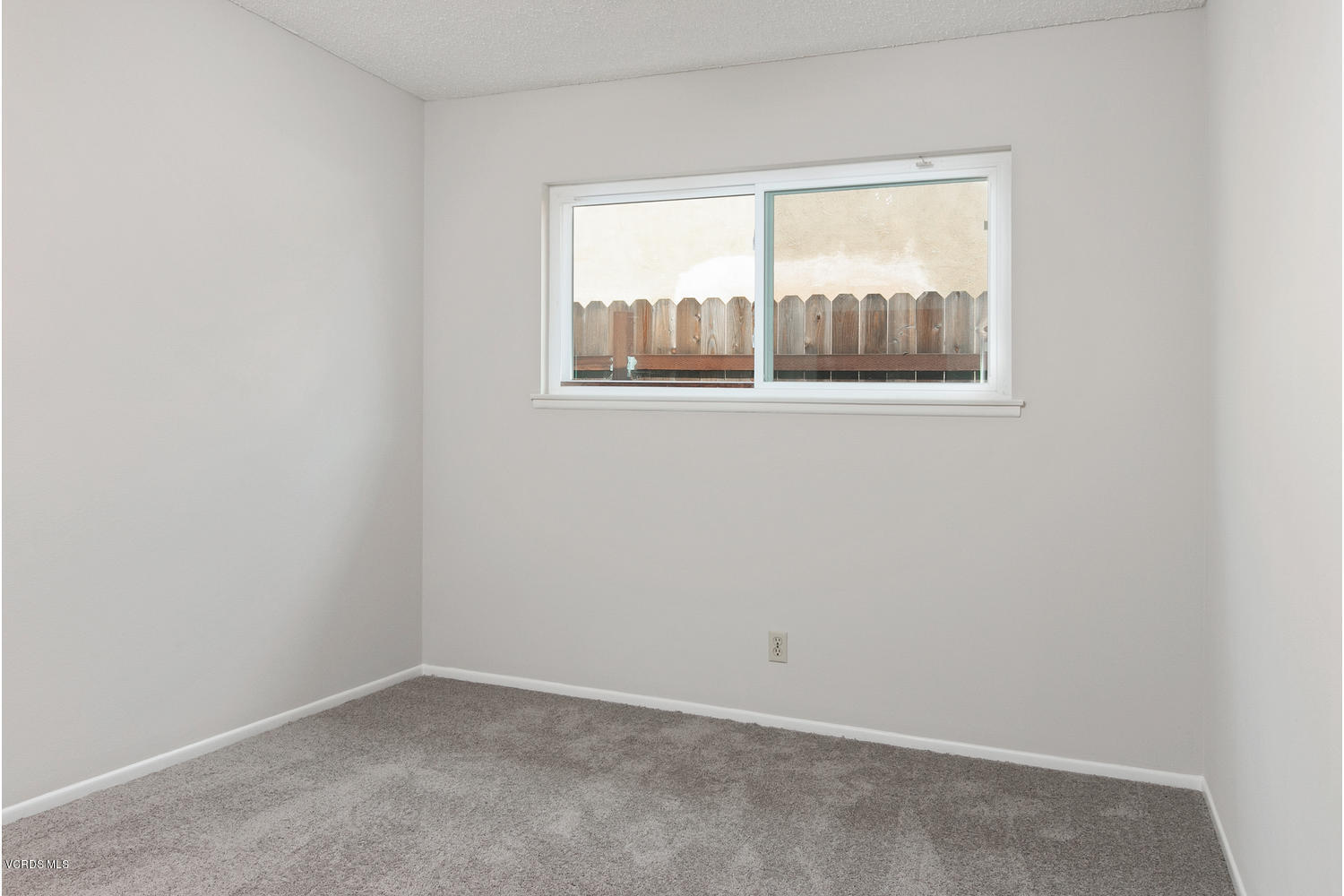 4900 Justin Way Oxnard, CA 93033 - Photo 15 of 19 4900 Justin Way-014-5-Bedroom-MLS_Size