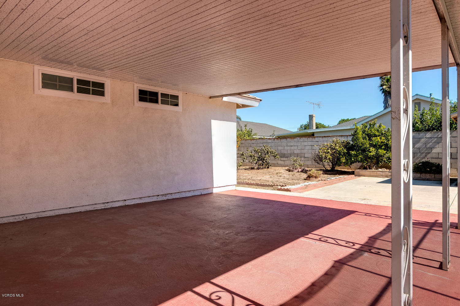 4900 Justin Way Oxnard, CA 93033 - Photo 16 of 19 4900 Justin Way-015-17-Patio-MLS_Size