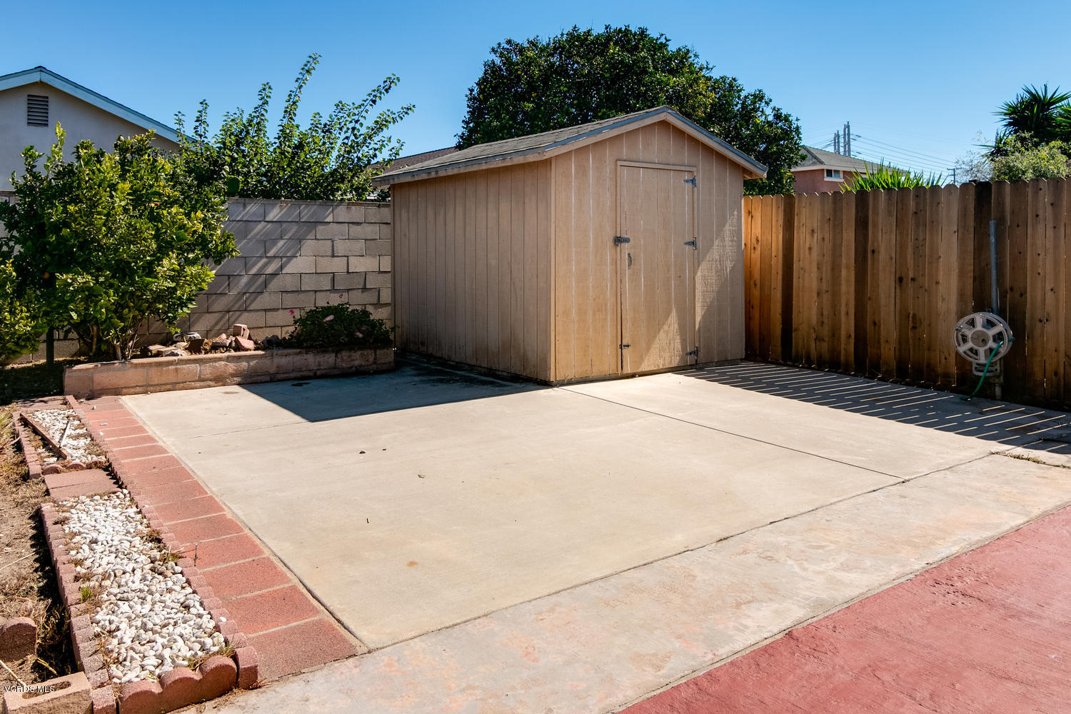 4900 Justin Way Oxnard, CA 93033 - Photo 19 of 19 4900 Justin Way-018-16-Back Yard-MLS_Siz