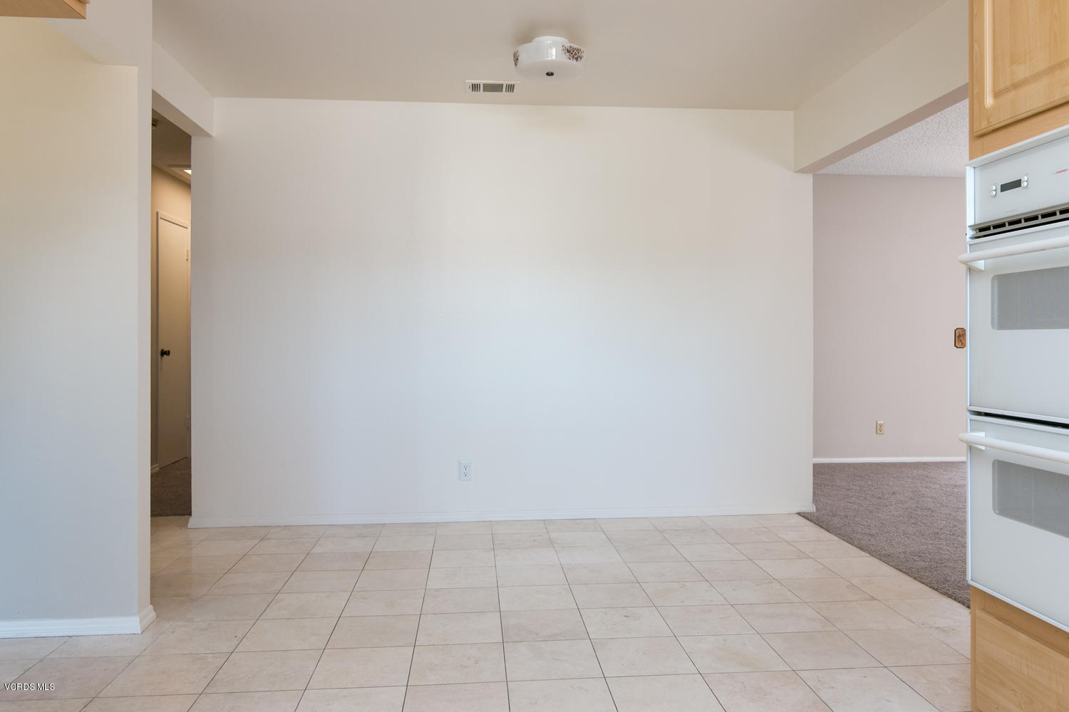 4900 Justin Way Oxnard, CA 93033 - Photo 7 of 19 4900 Justin Way-006-14-Dining Room-MLS_S