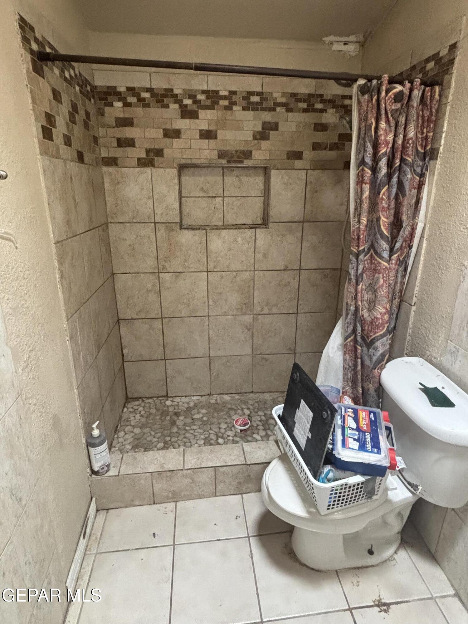 10705 Rhyolite Drive El Paso, TX 79924 - Photo 6 of 10 1