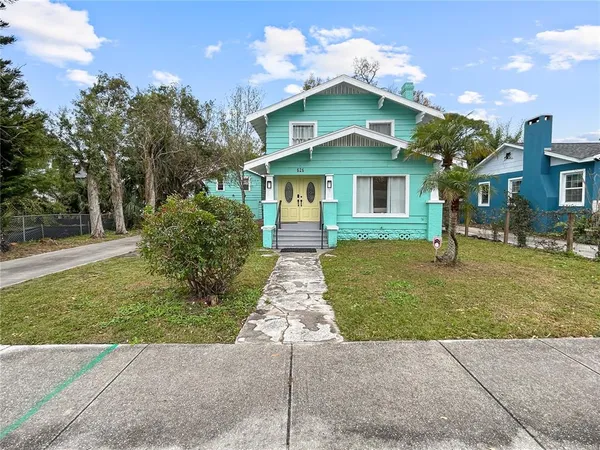$574,999 | 626 37th Avenue South, St. Petersburg, FL 33705